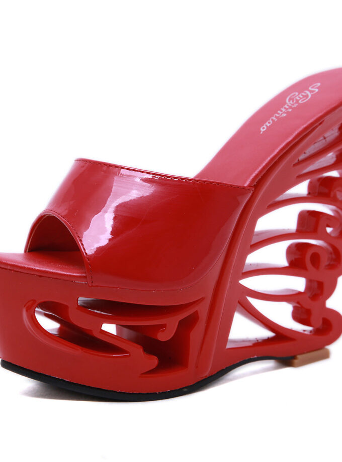 Super high heels with profiled heels